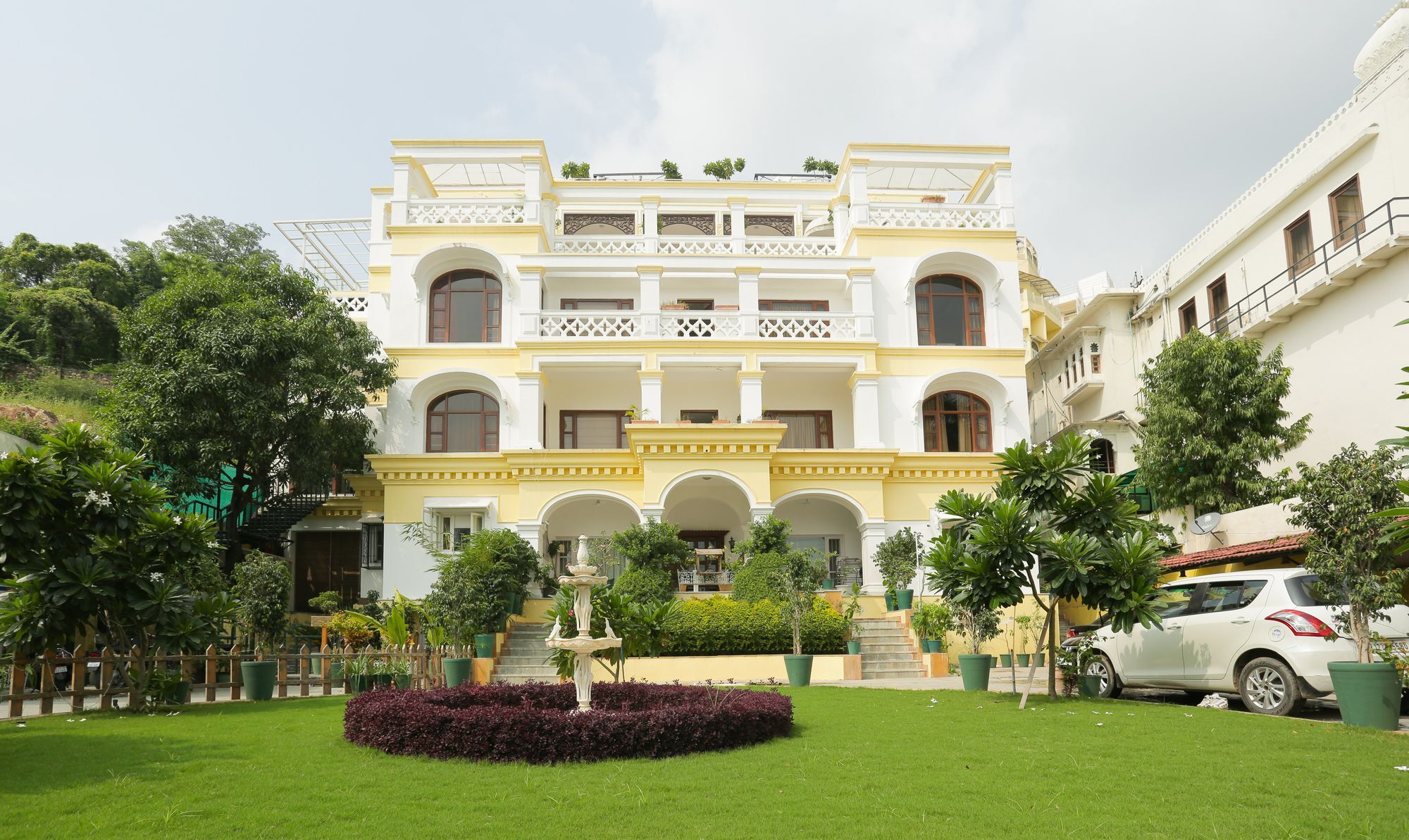 Hotel Brahma Niwas - By The Lake Udajpur Zewnętrze zdjęcie